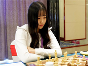 高清-国象联赛天津站第17轮 美女袁烨靓丽出战