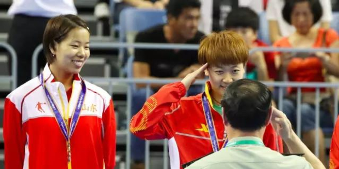 在手机上怎么看全运会 w700h350z1l10t1053c.jpg