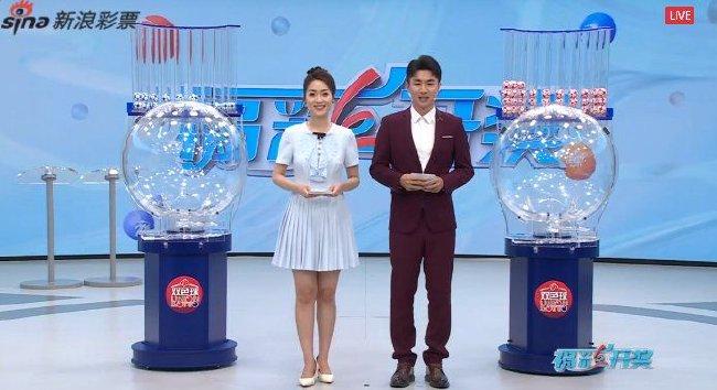 双色球头奖12注629万分落8地 奖池余额23.9亿