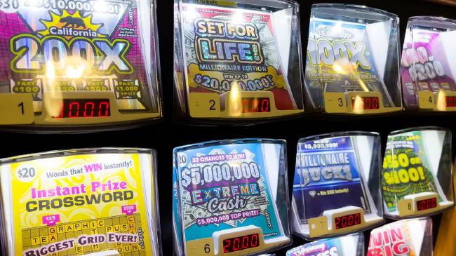 锦鲤附体!男子玩刮刮乐连续5次中奖揽1437万