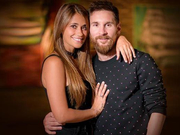 杨幂离婚了 但梅西穆帅让我们继续相信爱情