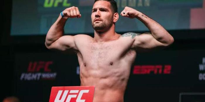 UFC奥克拉荷马城赛 赫尔曼森VS韦德曼中量级对决