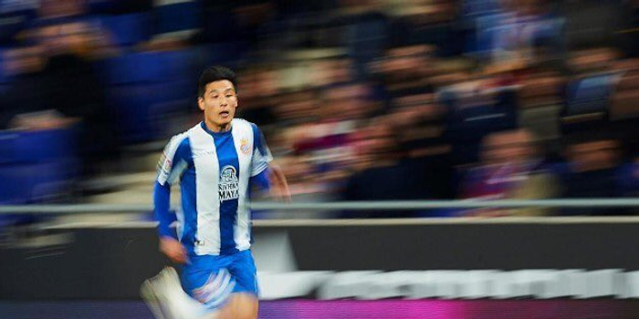 武磊西甲生涯第二球图片