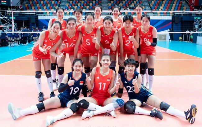 亚洲东区女排锦标赛中国3-0胜日本 匡琦带队夺魁