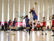 CUVA吉大女排迎开门红 逆境取胜她们全靠这个法宝