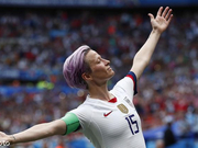 怼特朗普最狠无视美国国歌那位 她是女足世界第一人