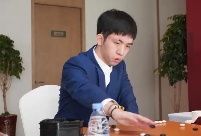 王星昊在比賽中