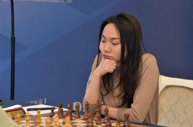 涪陵籍棋手雷挺婕在女子世界冠军候选人赛决赛中获胜,即将挑战居文君世界棋后头衔