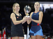 总决赛女双梅拉德诺维奇组合夺冠 巴博斯卫冕成功