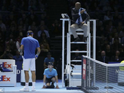 费德勒回顾球童掉球事件始末 赞兹维列夫体育精神