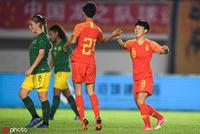 四国赛-U19女足3-0完胜南非 小花两胜一平夺冠