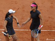 法网郑赛赛/段莹莹遭横扫 梅拉德诺维奇组合夺冠