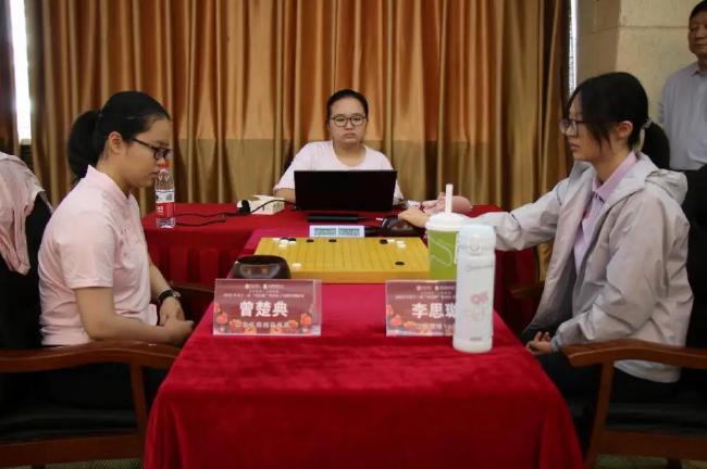 曾楚典vs李思璇