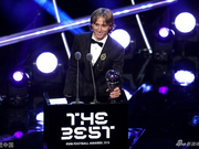 足球先生得票一览:魔笛遥遥领先C罗 梅西仅排第5