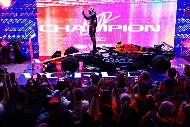 F1卡塔尔站冲刺赛皮亚获胜 维斯塔潘加冕三冠王