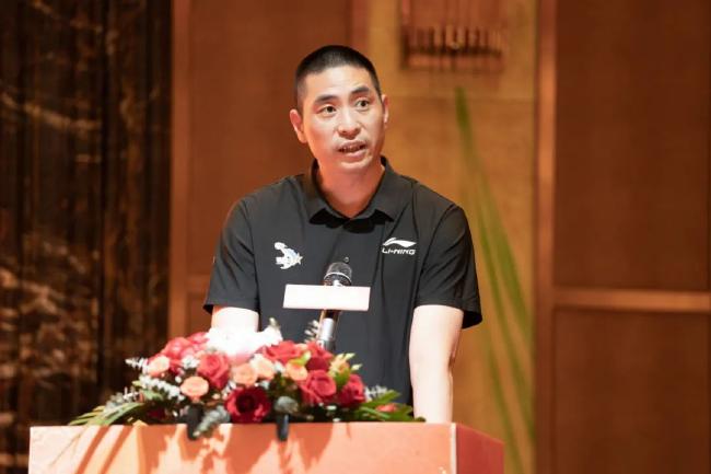 福建浔兴股份男篮主教练朱世龙先生讲话