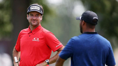 巴巴和瓦尔纳赢团队慈善赛