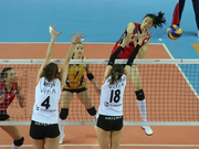 李颖：朱婷雪中送炭能担当 展示第一主攻大将之风