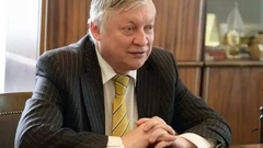 传奇棋王卡尔波夫