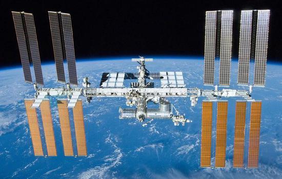 国际空间站(ISS),图自wikipedia