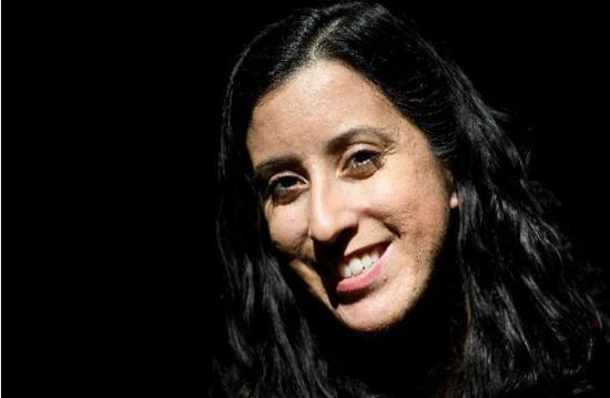 捐赠者Nina Martinez。图片来源:AFP