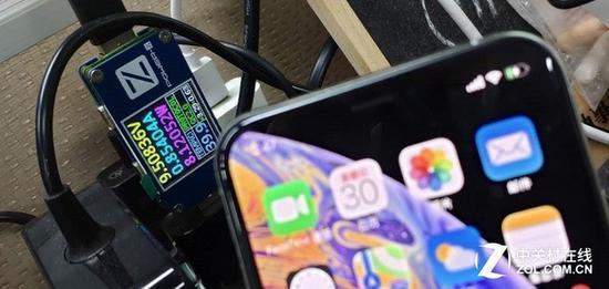 实测iPhoneXS充电速度超过8W