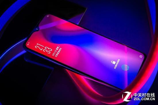 OPPO R17的光感屏幕指纹
