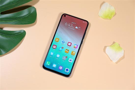 图为荣耀V20