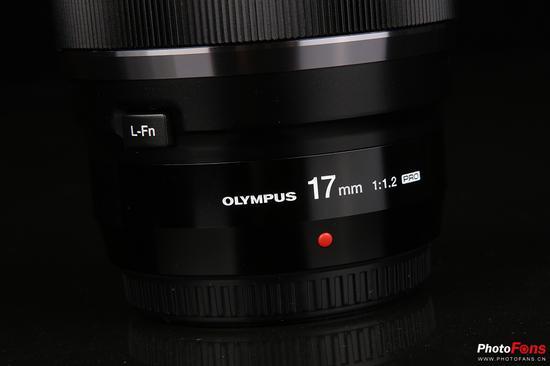 奥林巴斯M.Zuiko Digital ED 17mm f/1.2 PRO L-Fn按钮