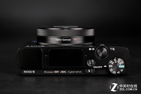 索尼黑卡RX100 VI机顶,整体和前代非常接近