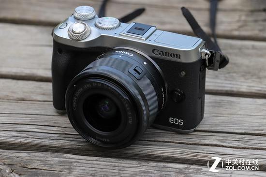EOS M6的外观设计,在第一眼上很受欢迎