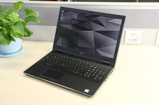 戴尔Precision 7530分辨率3840 x 2160