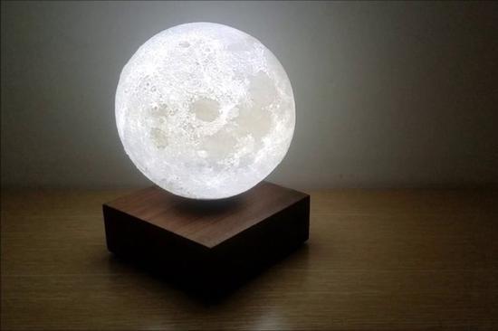 Levimoon月球灯