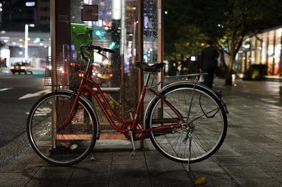 焦距:50mm 光圈:f/2.8 ISO感光度:2000