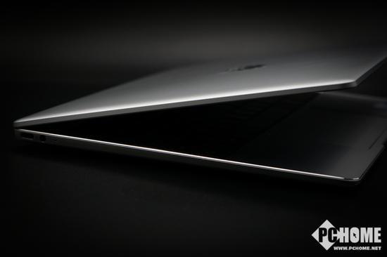 点击查看HUAWEI MateBook 13开箱图赏