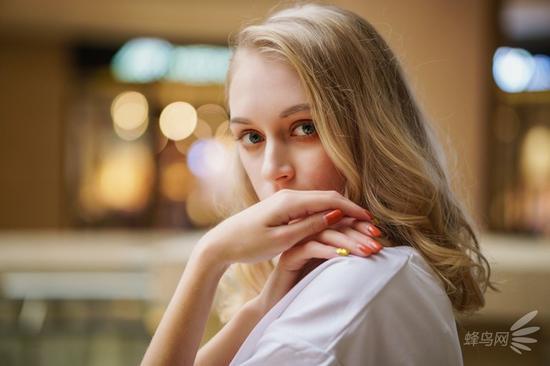 SONY ILCE-6500+56mm F1.4 DC DN | Contemporary 1/200s F1.4 ISO160
