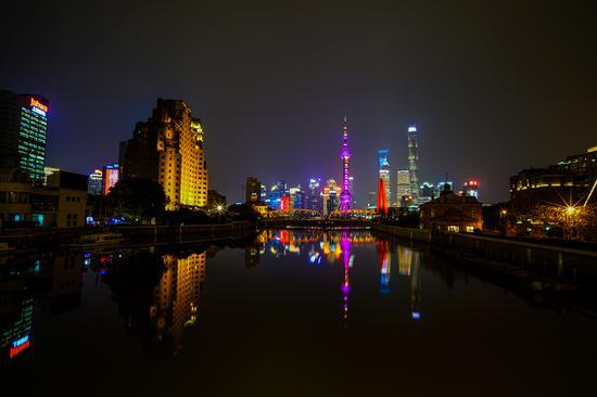 焦距:10mm 快门:8s光圈:F18 感光度:ISO100