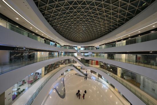 焦距:8mm 光圈:f/2.8 ISO感光度:640