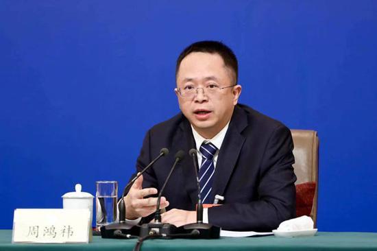 全国政协经济委员会委员、九三学社中央委员、360集团董事长兼首席执行官周鸿祎(摄/本报记者 车亮)