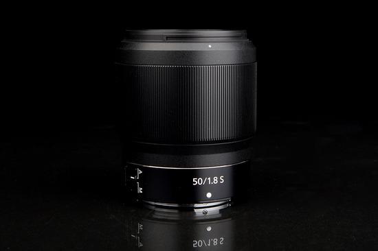 尼克尔 Z 50 mm f/1.8 S镜身