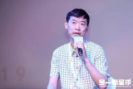 2001年开始,姚海军就一直担任刘慈欣的责任编辑。来源:被访者