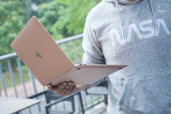 ▲ New MacBook Air