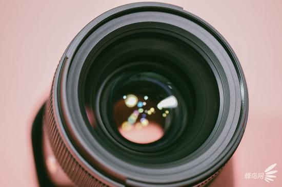 腾龙SP 35mm F1.4 Di USD镜头前镜组