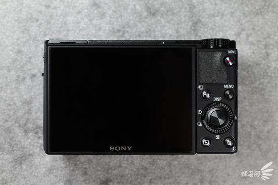 索尼黑卡RX100 VII背面