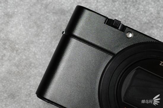 索尼黑卡RX100 VII手柄