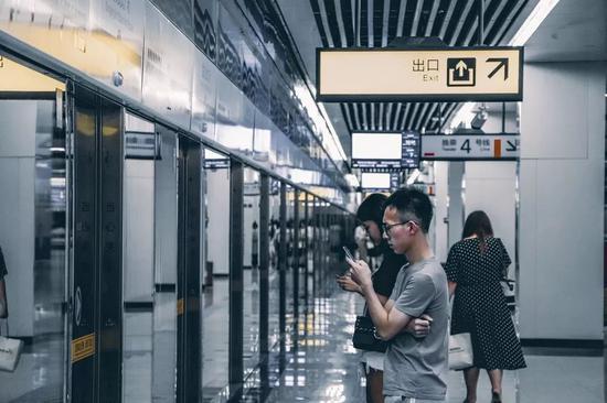 上网服务被暂停?还能不能好好坐地铁了。