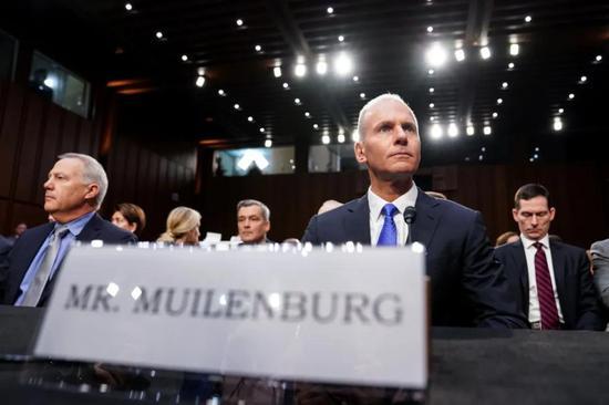 波音CEO Dennis Muilenburg 图片来源:finance.yahoo.com
