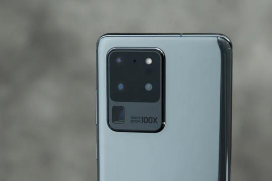 三星Galaxy S20 Ultra后置1亿主摄相机模组
