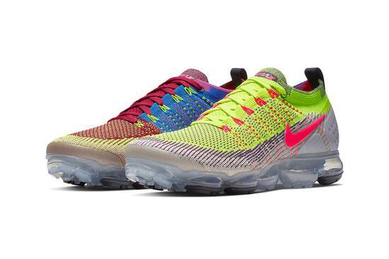 ▲ VaporMax Random