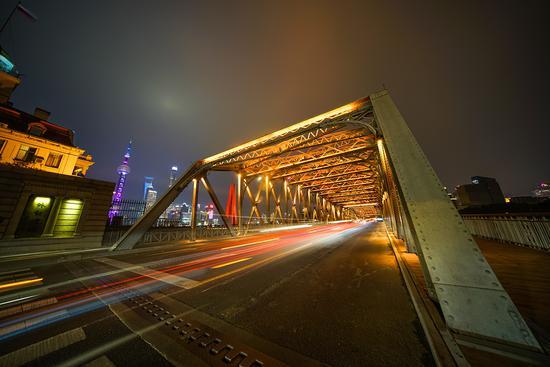 焦距:10mm 快门:6s光圈:F16 感光度:ISO100